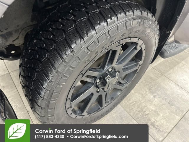 Used 2020 Toyota Tundra SR5 w/ SR5 Upgrade Package image 36