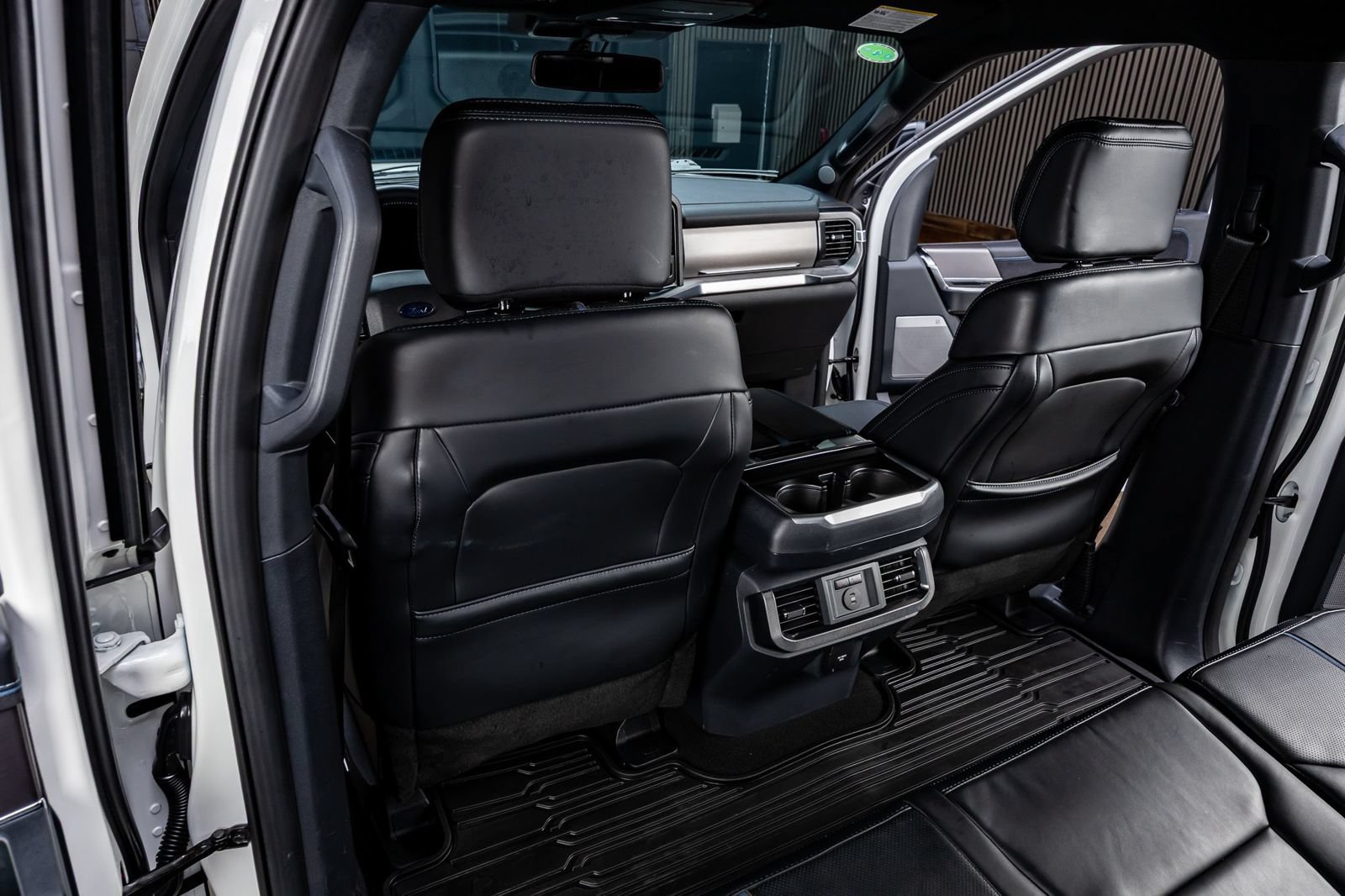 Used 2025 Ford F150 Platinum AWD/4WD image 34