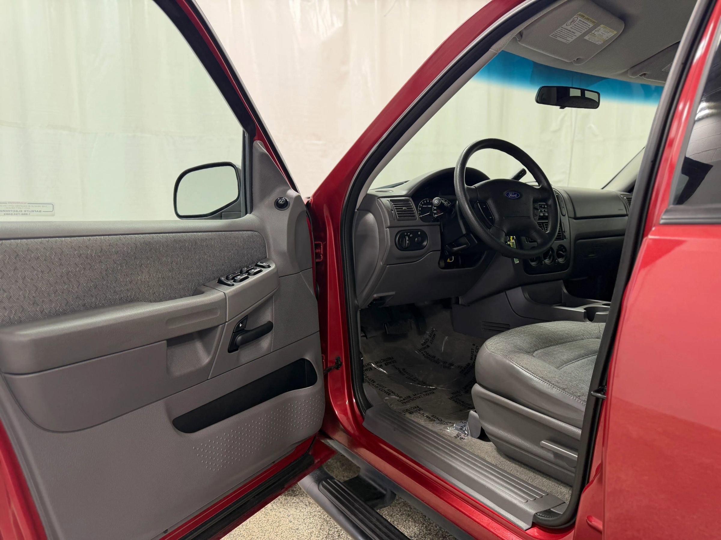 Used 2002 Ford Explorer XLS AWD/4WD image 10