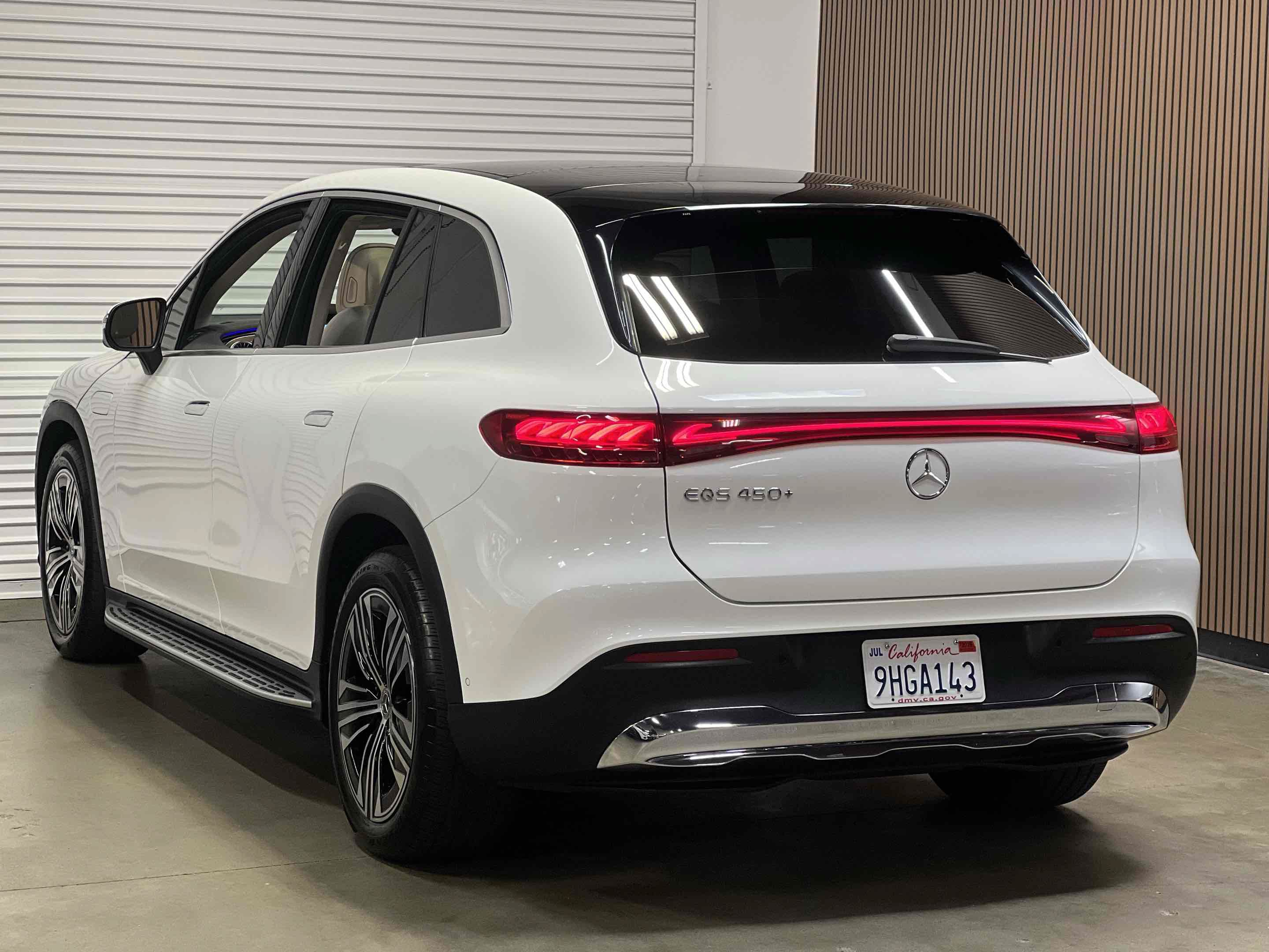 Used 2023 Mercedes-Benz EQS 450+ SUV image 4