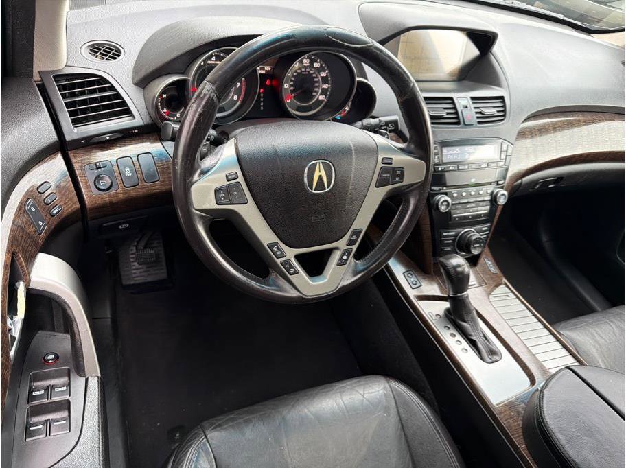 Used 2011 Acura MDX w/ Technology Package image 2
