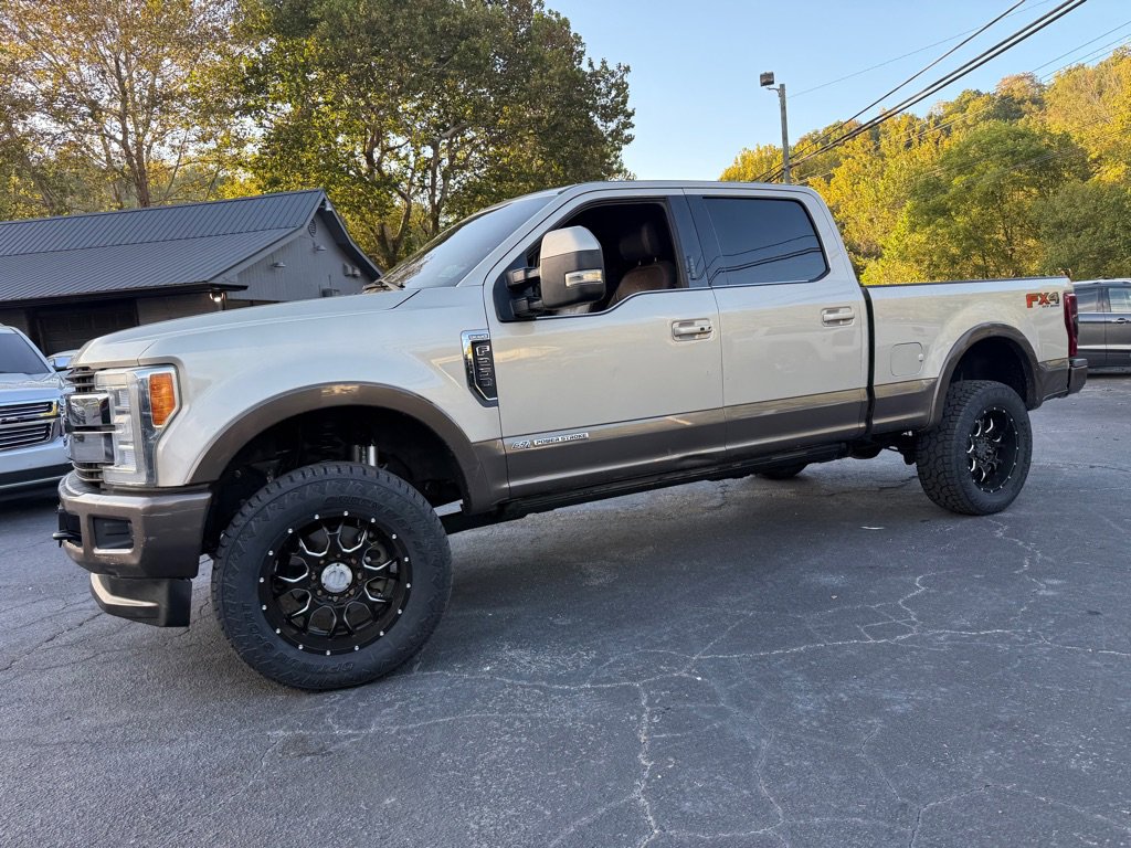 Used 2017 Ford F250 King Ranch w/ King Ranch Ultimate Package image 10