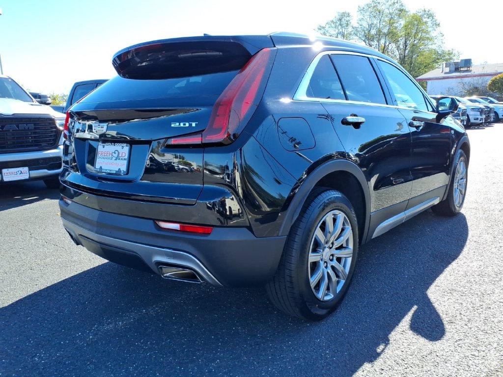 Used 2019 Cadillac XT4 Premium Luxury AWD/4WD image 18