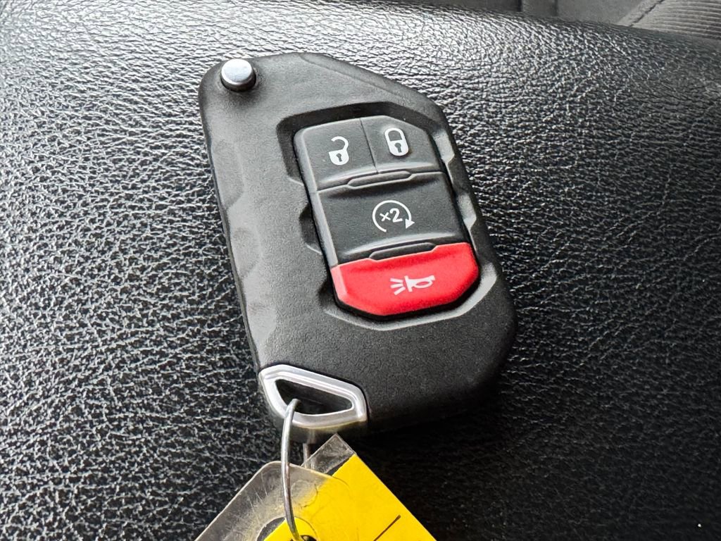 Used 2021 Jeep Wrangler Unlimited Sport AWD/4WD image 31