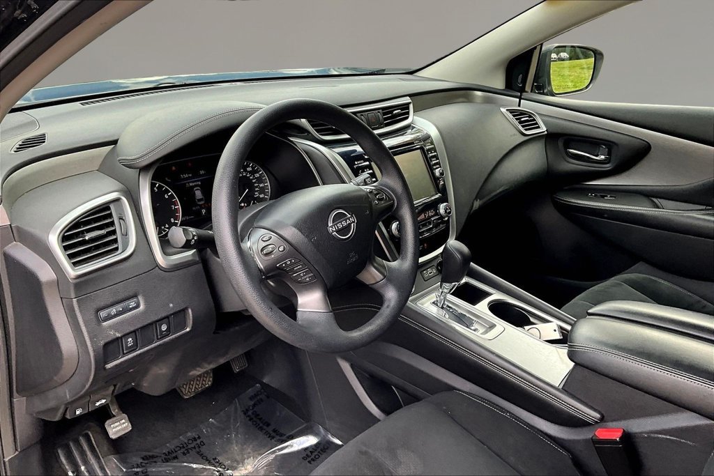 Used 2023 Nissan Murano S AWD/4WD image 15