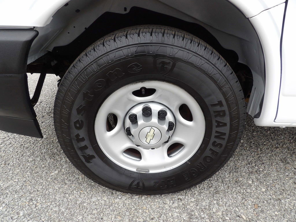 Used 2020 Chevrolet Express 3500 LS image 52