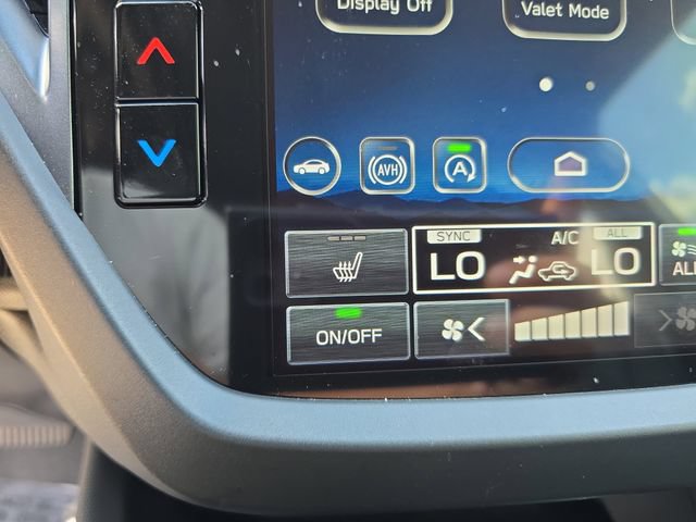 Used 2025 Subaru Forester Limited AWD/4WD image 19