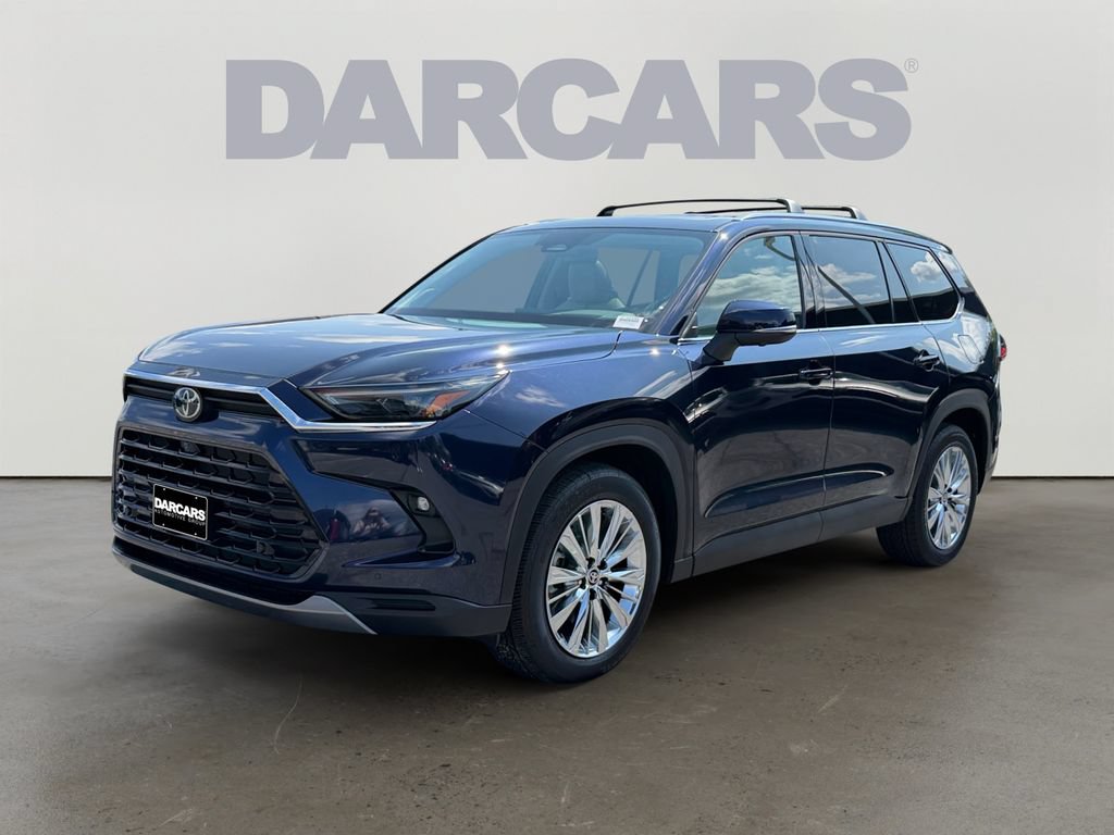 Used 2024 Toyota Grand Highlander AWD image 3