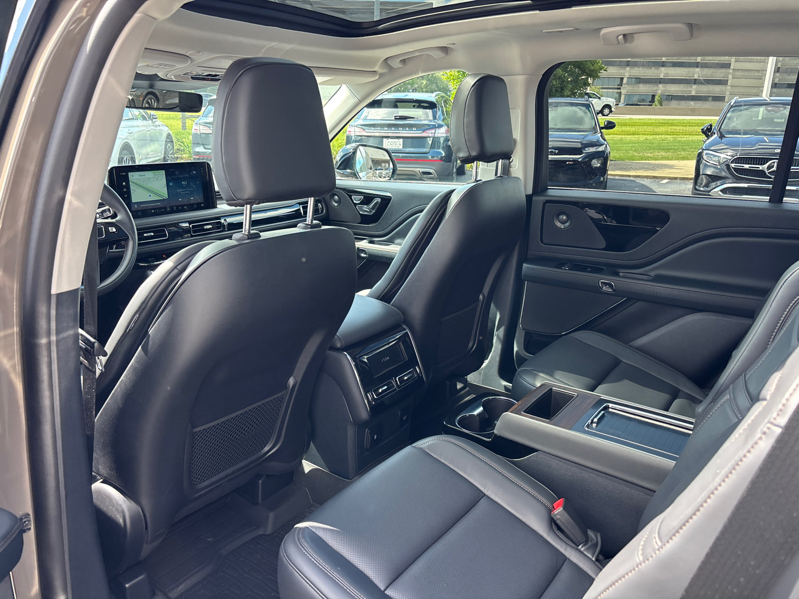New 2026 Lincoln Aviator Reserve AWD/4WD image 27