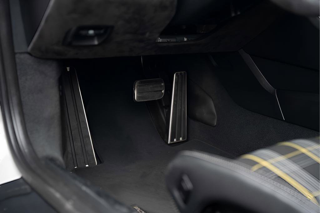 Used 2018 Porsche 911 GT3 image 25