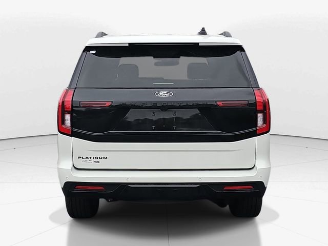 Used 2025 Ford Expedition Platinum w/ Stealth Performance Package AWD/4WD image 4