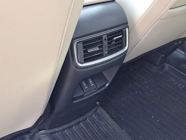 Used 2018 Honda CR-V Touring image 27