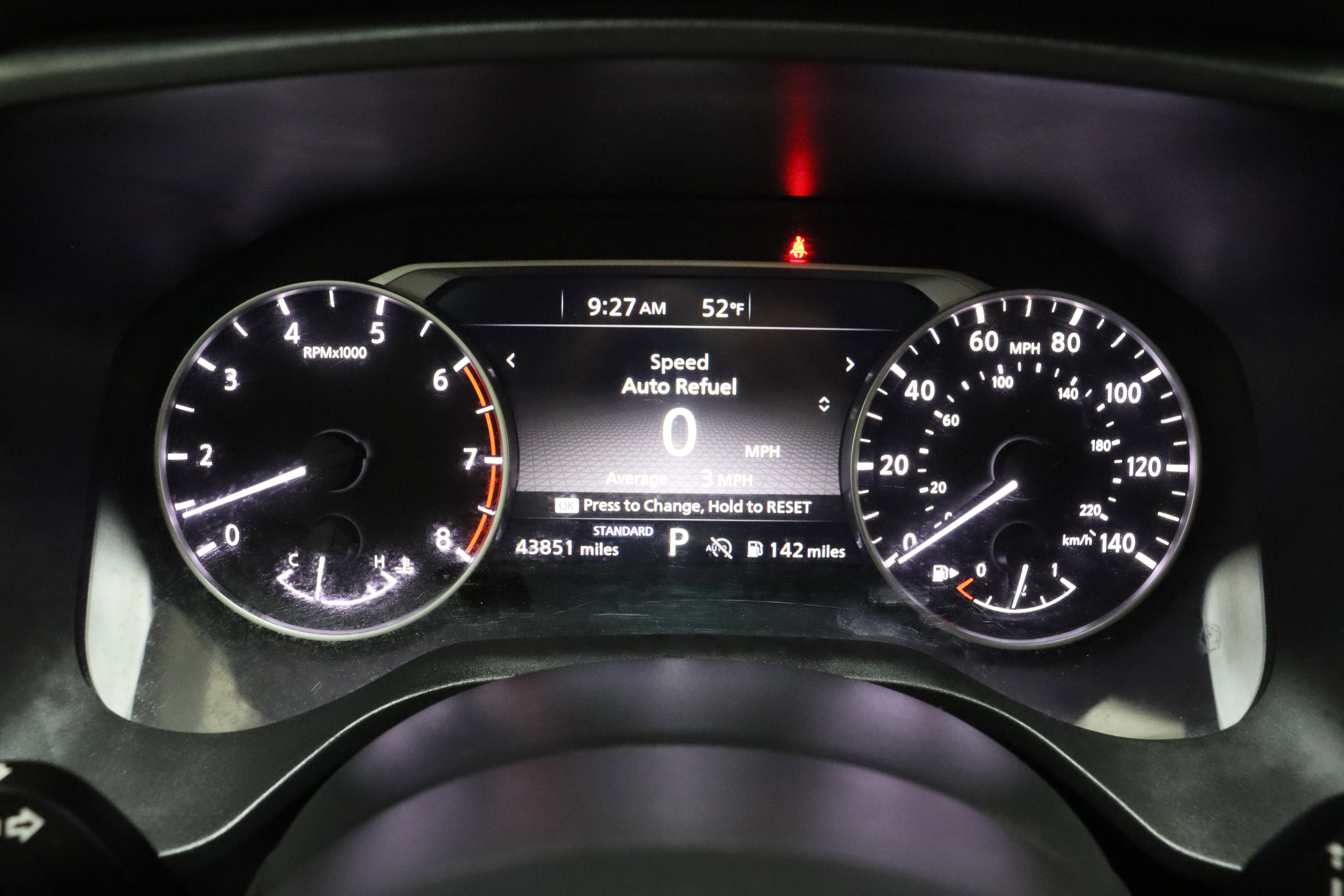 Used 2024 Nissan Rogue SV image 40