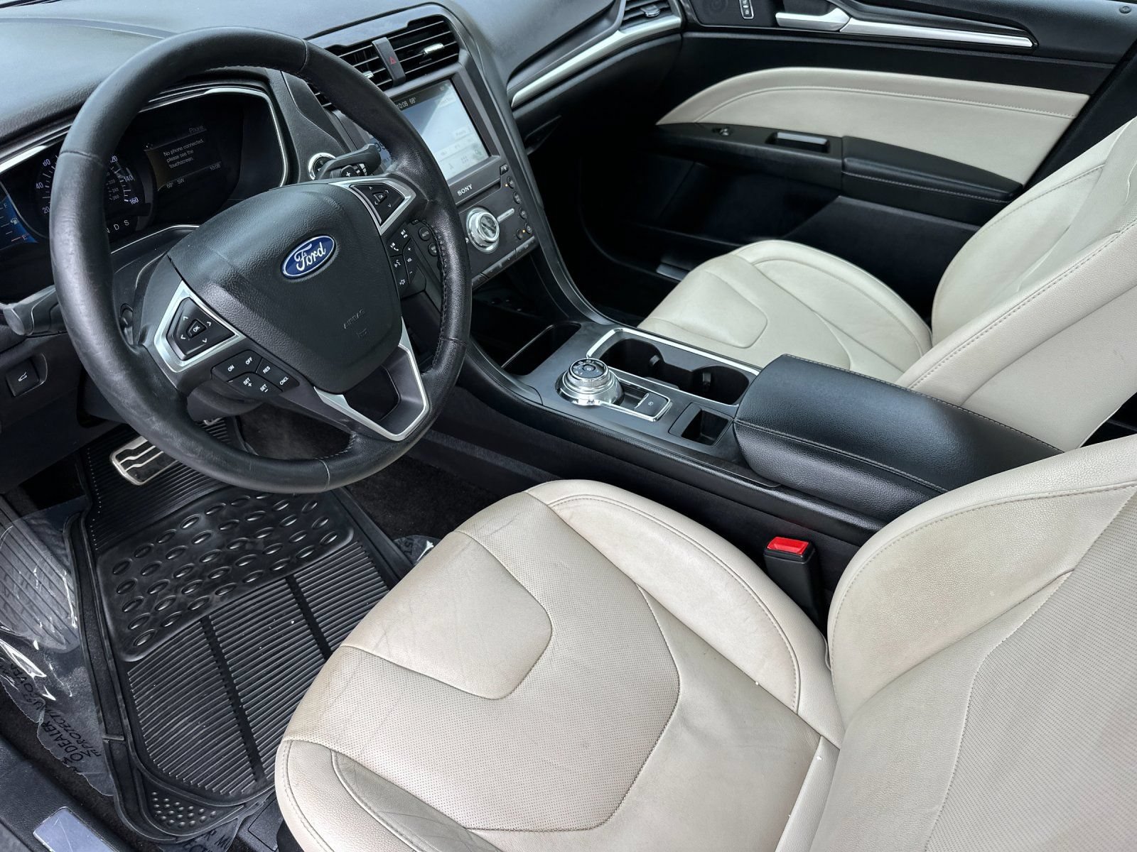 Used 2018 Ford Fusion Titanium AWD/4WD image 9