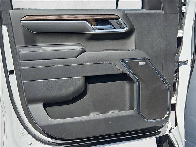 Certified 2026 Chevrolet Silverado 1500 RST AWD/4WD image 11