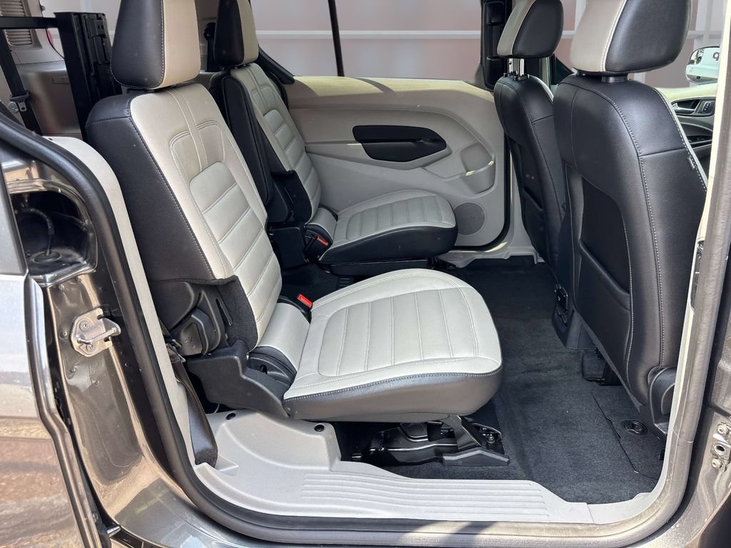 Used 2019 Ford Transit Connect XLT w/ Trailer Tow Package FWD image 15