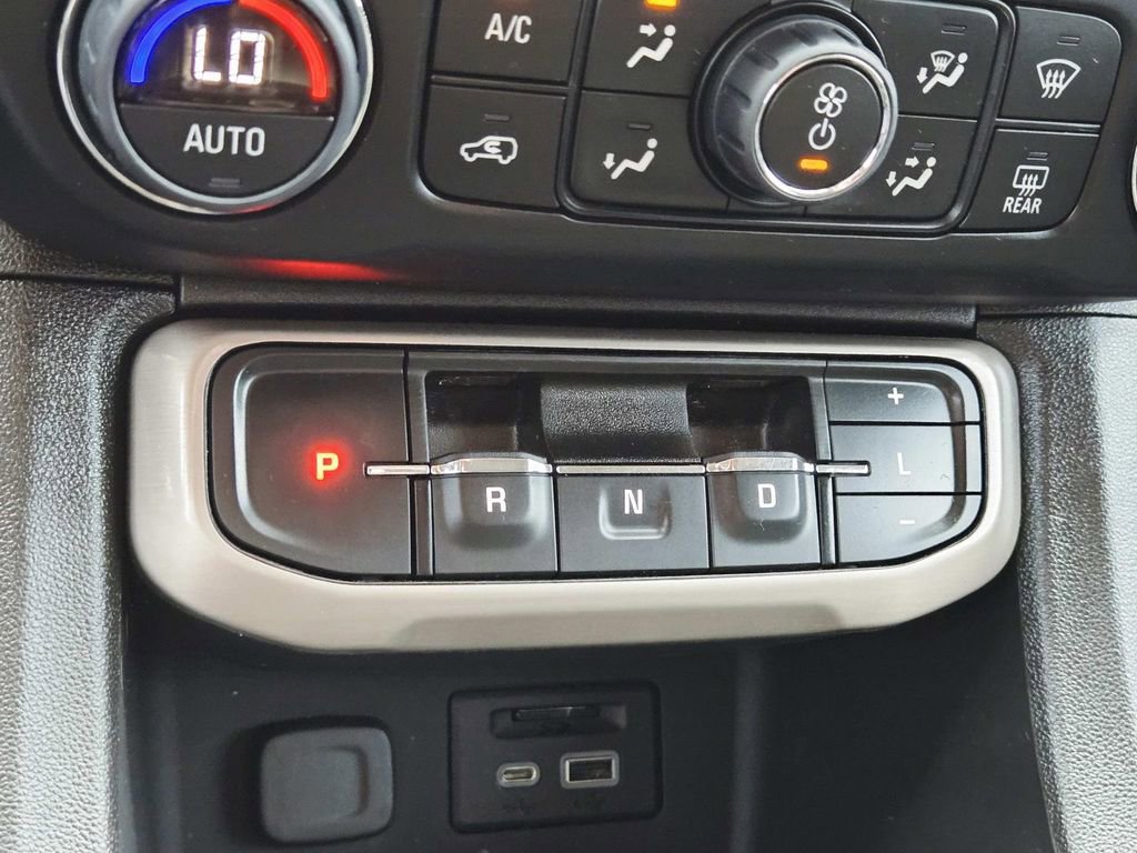 Used 2023 GMC Acadia Denali w/ Denali Ultimate Package AWD/4WD image 32