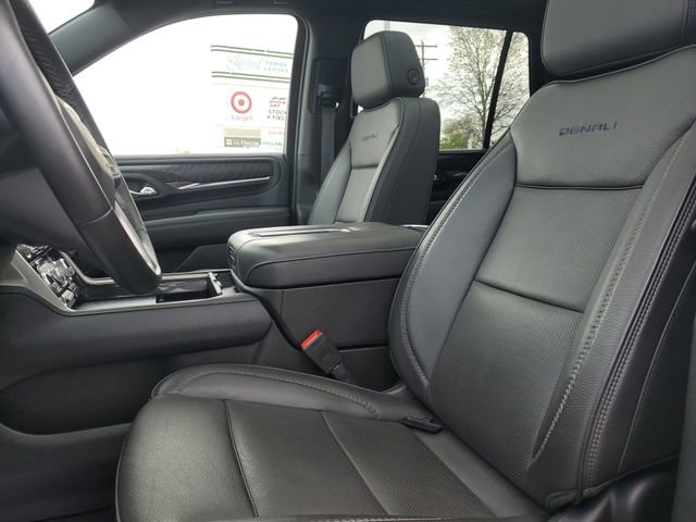 Used 2023 GMC Yukon Denali AWD/4WD image 5