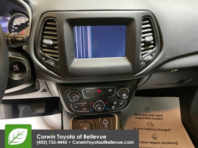 Used 2019 Jeep Compass Latitude w/ Popular Equipment Group image 18