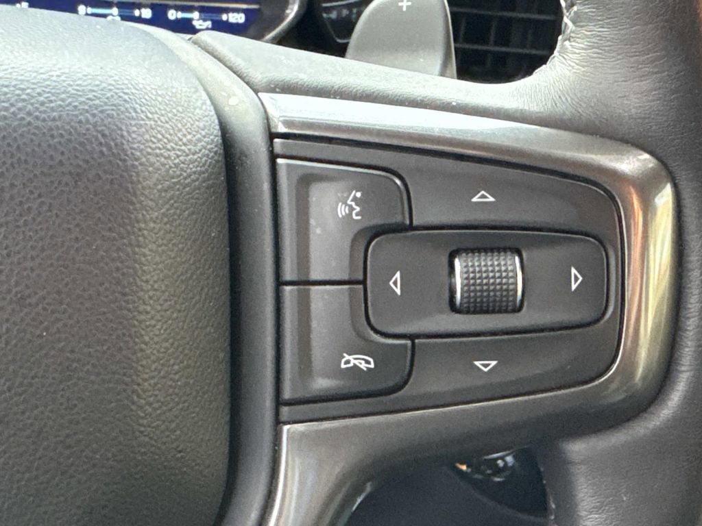 Used 2022 Chevrolet Silverado 1500 ZR2 w/ Technology Package image 25