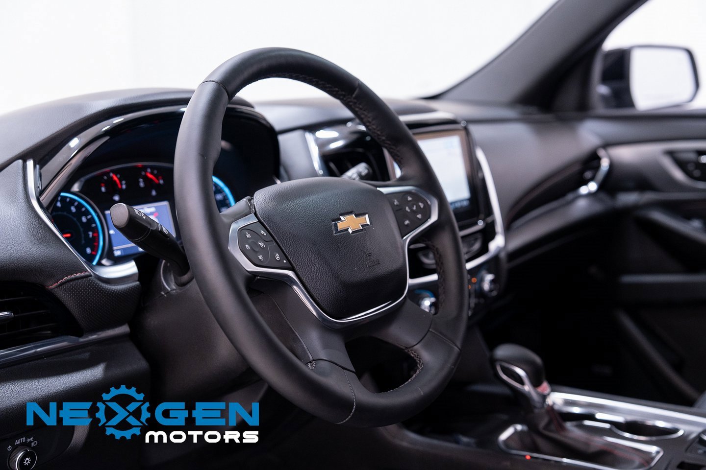 Used 2023 Chevrolet Traverse RS w/ LPO, Floor Liner Package image 23