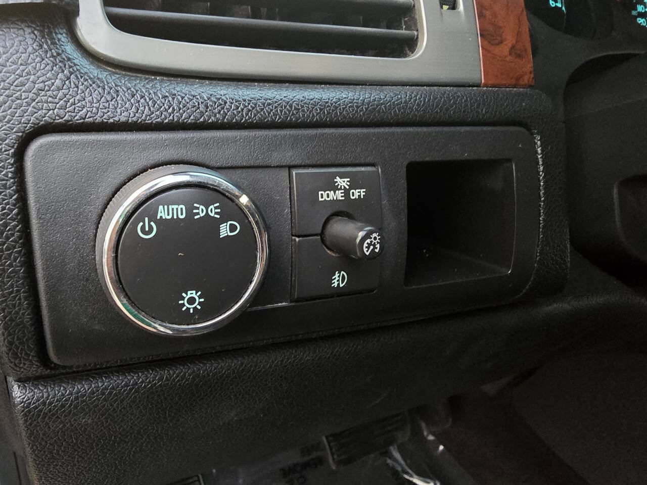 Used 2012 Chevrolet Tahoe LT w/ Texas Edition image 27