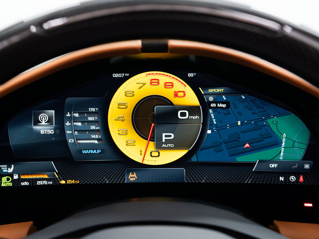 Used 2025 Ferrari Roma Spider RWD image 36