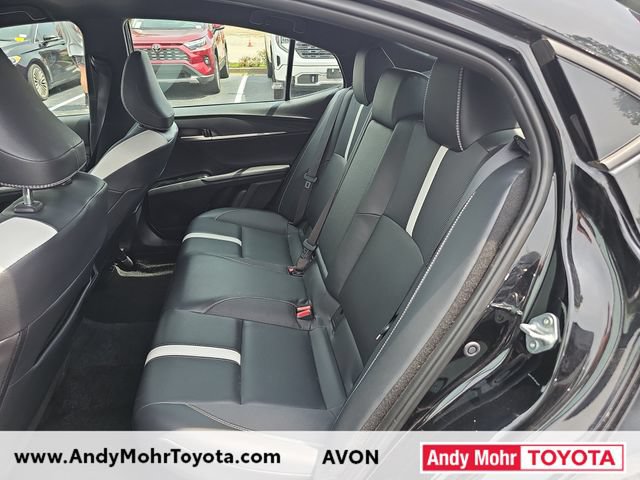 Used 2025 Toyota Camry SE FWD image 10