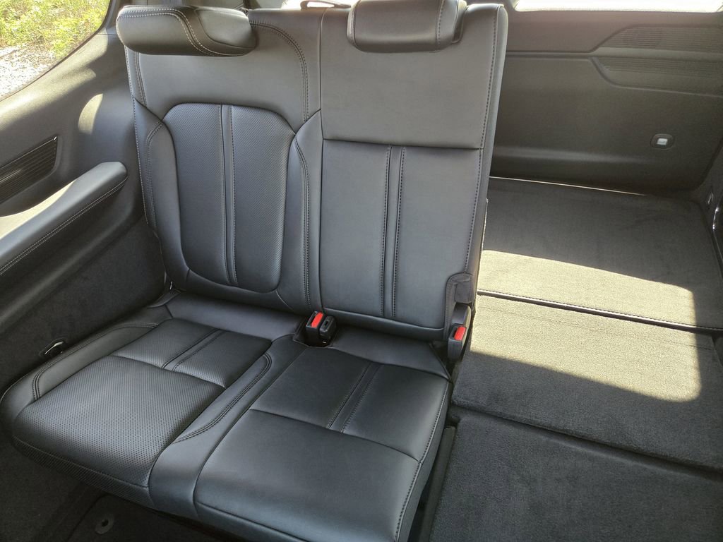New 2026 Jeep Grand Wagoneer Summit w/ Premium Group III image 16