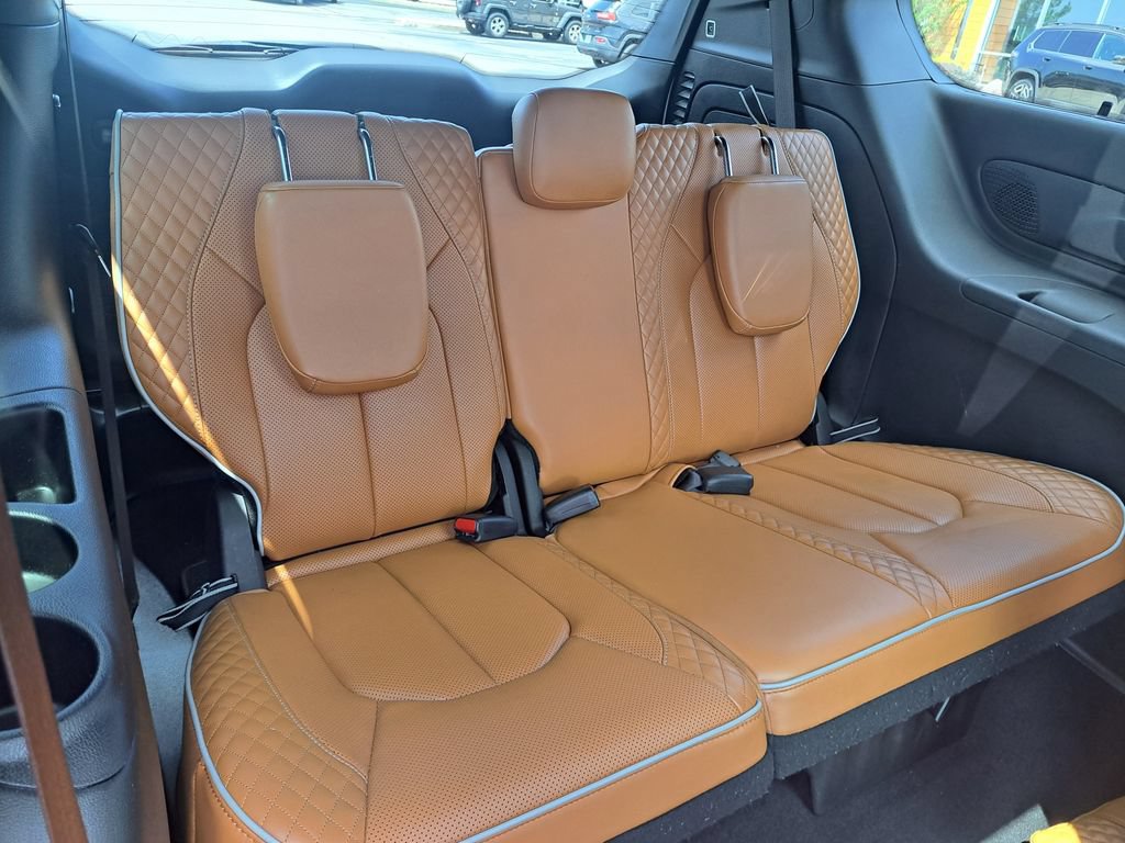 Certified 2022 Chrysler Pacifica Pinnacle FWD image 39