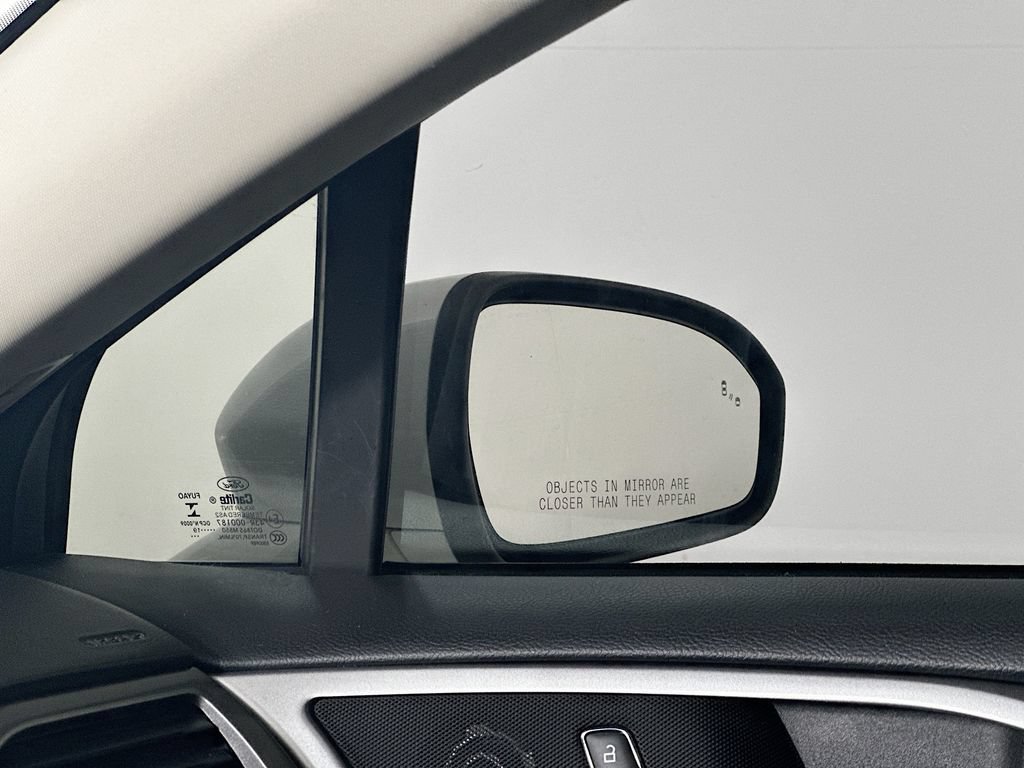 Used 2020 Ford Fusion SEL FWD image 24