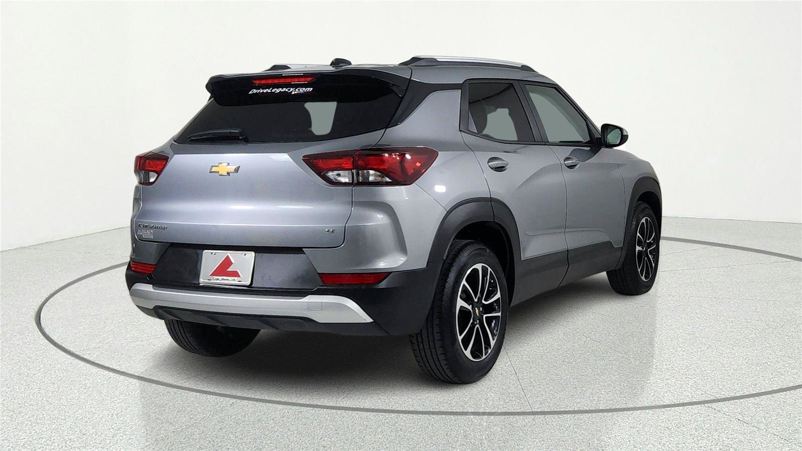 Used 2025 Chevrolet TrailBlazer LT FWD image 5