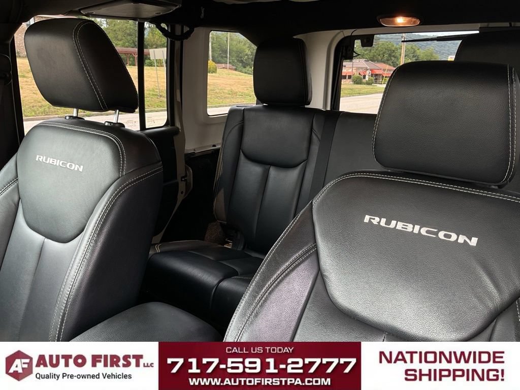 Used 2017 Jeep Wrangler Unlimited Rubicon w/ Connectivity Group AWD/4WD image 8
