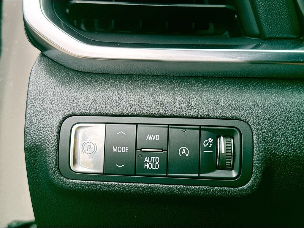 Used 2025 GMC Terrain Elevation w/ Elevation Premium Package AWD/4WD image 20