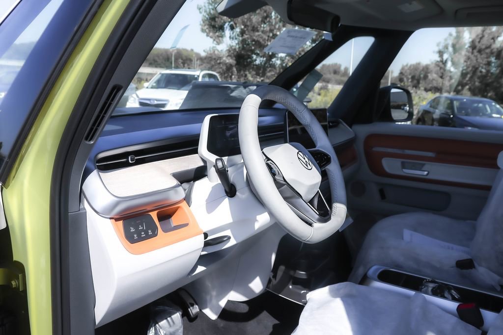 New 2025 Volkswagen ID. Buzz Pro S Plus image 18