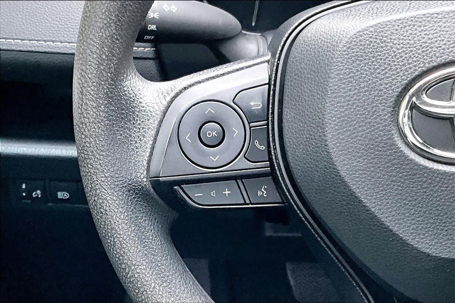 Certified 2023 Toyota RAV4 LE FWD image 24