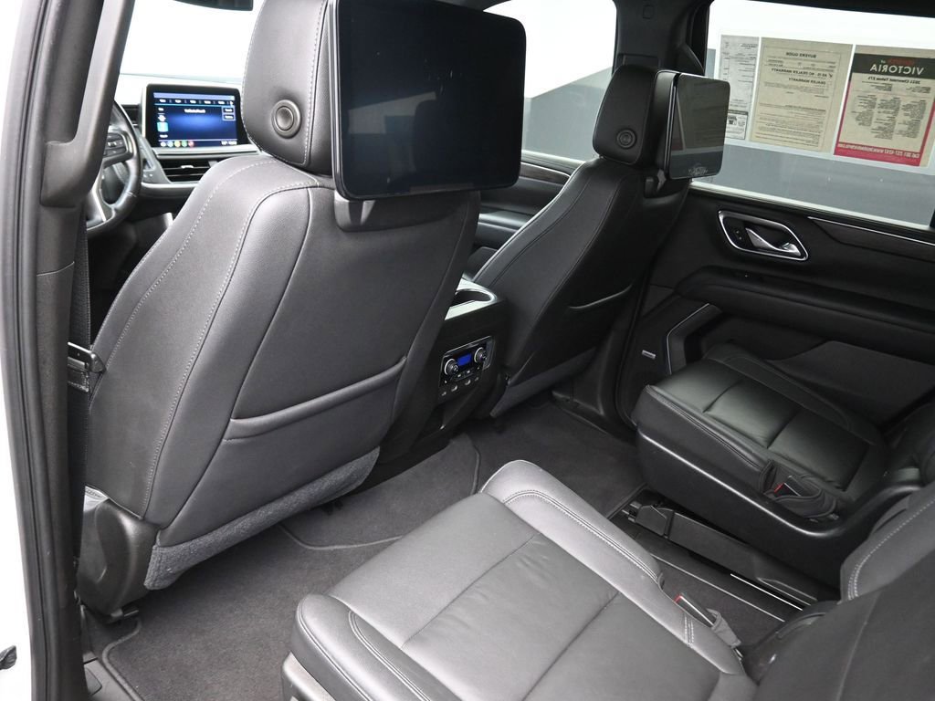 Used 2021 Chevrolet Tahoe Z71 w/ Luxury Package image 14