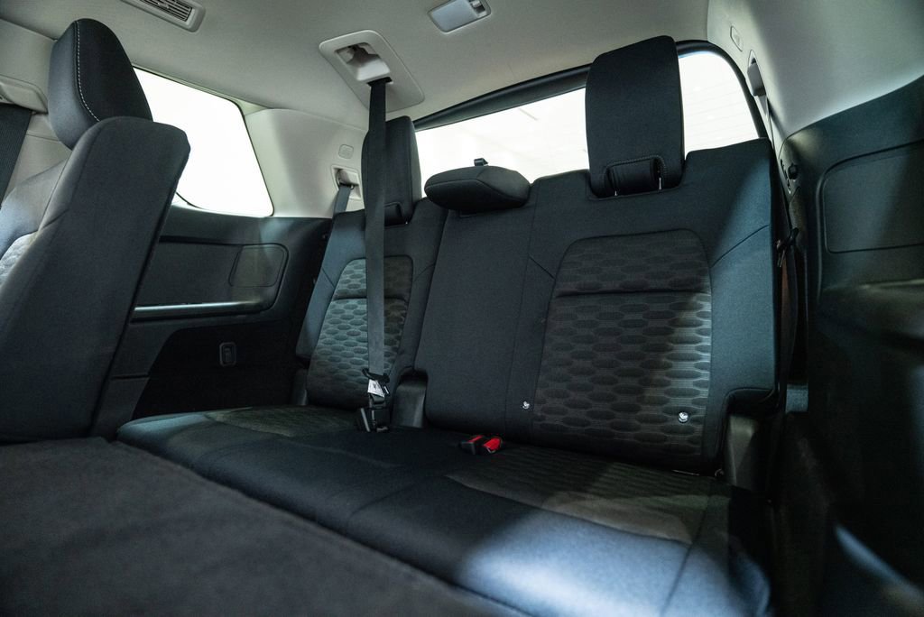 Used 2024 Nissan Pathfinder SV AWD/4WD image 36