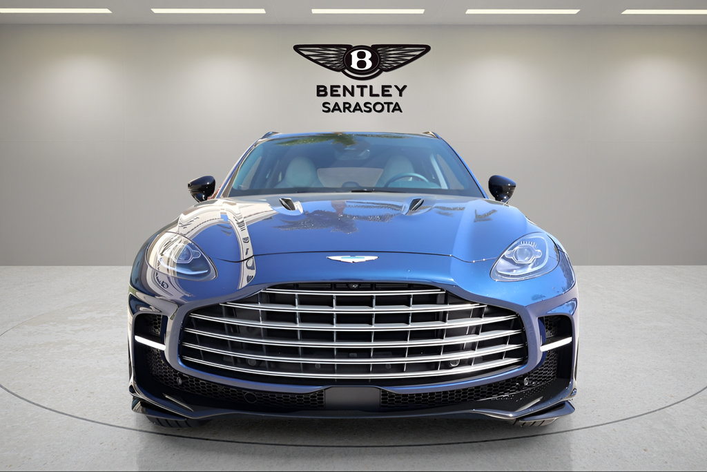 Used 2025 Aston Martin DBX 707 AWD/4WD image 8