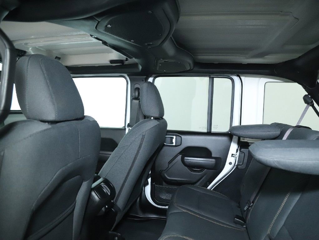 Used 2025 Jeep Wrangler Sport S image 15