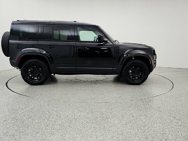 New 2026 Land Rover Defender 110 S AWD/4WD image 4