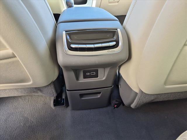Used 2023 Cadillac XT6 Premium Luxury w/ Technology Package AWD/4WD image 18