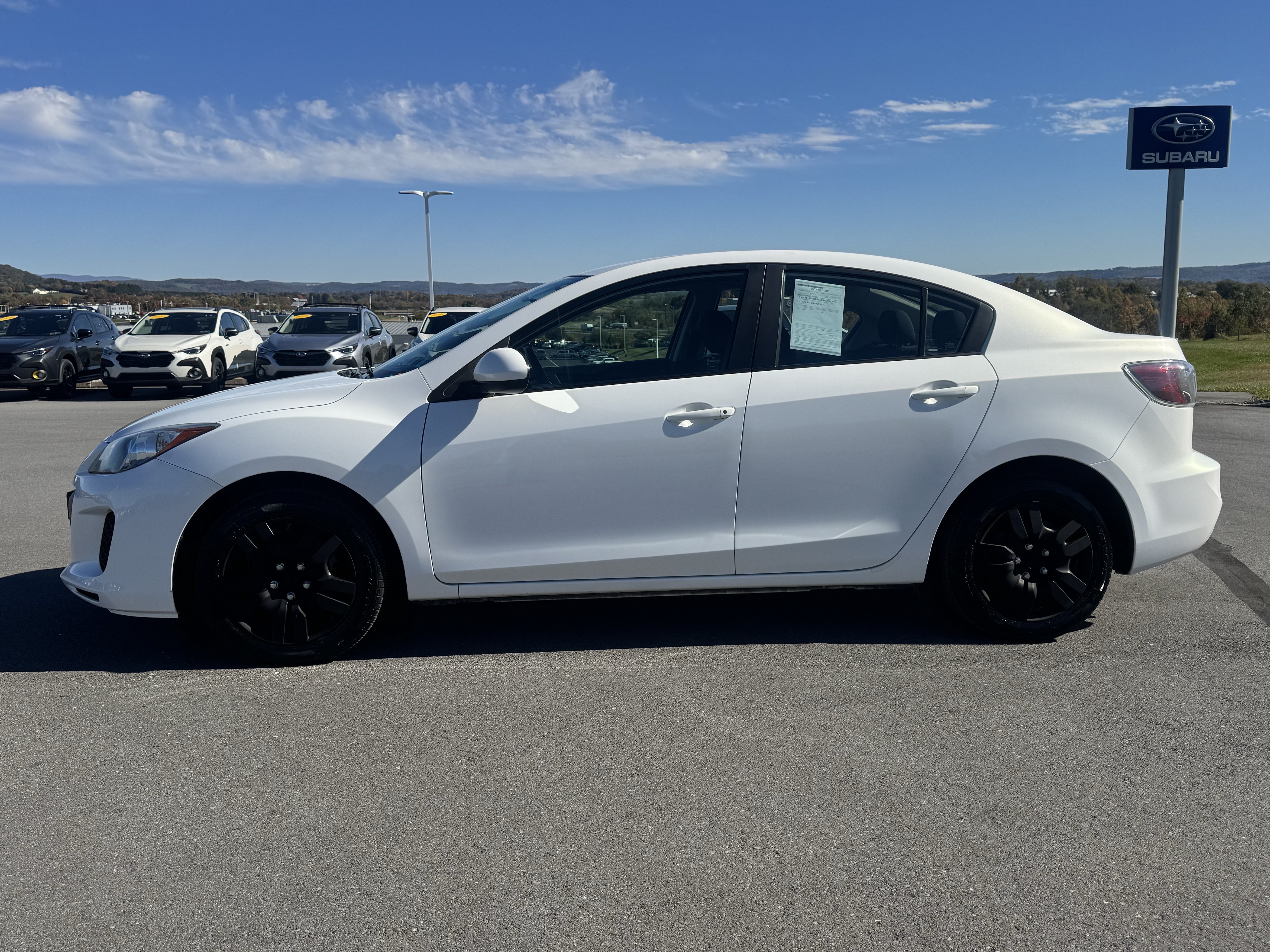 Used 2013 MAZDA MAZDA3 i Sport FWD image 12