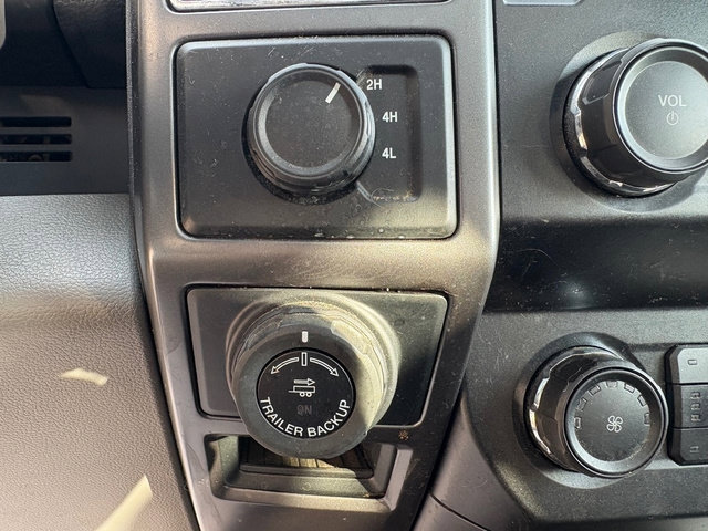 Used 2019 Ford F150 XLT w/ Equipment Group 302A Luxury AWD/4WD image 31