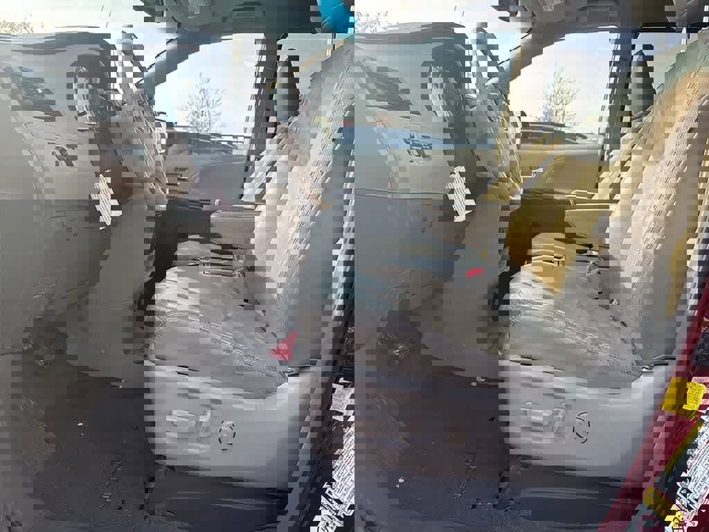 Used 2012 Toyota Sienna XLE image 9