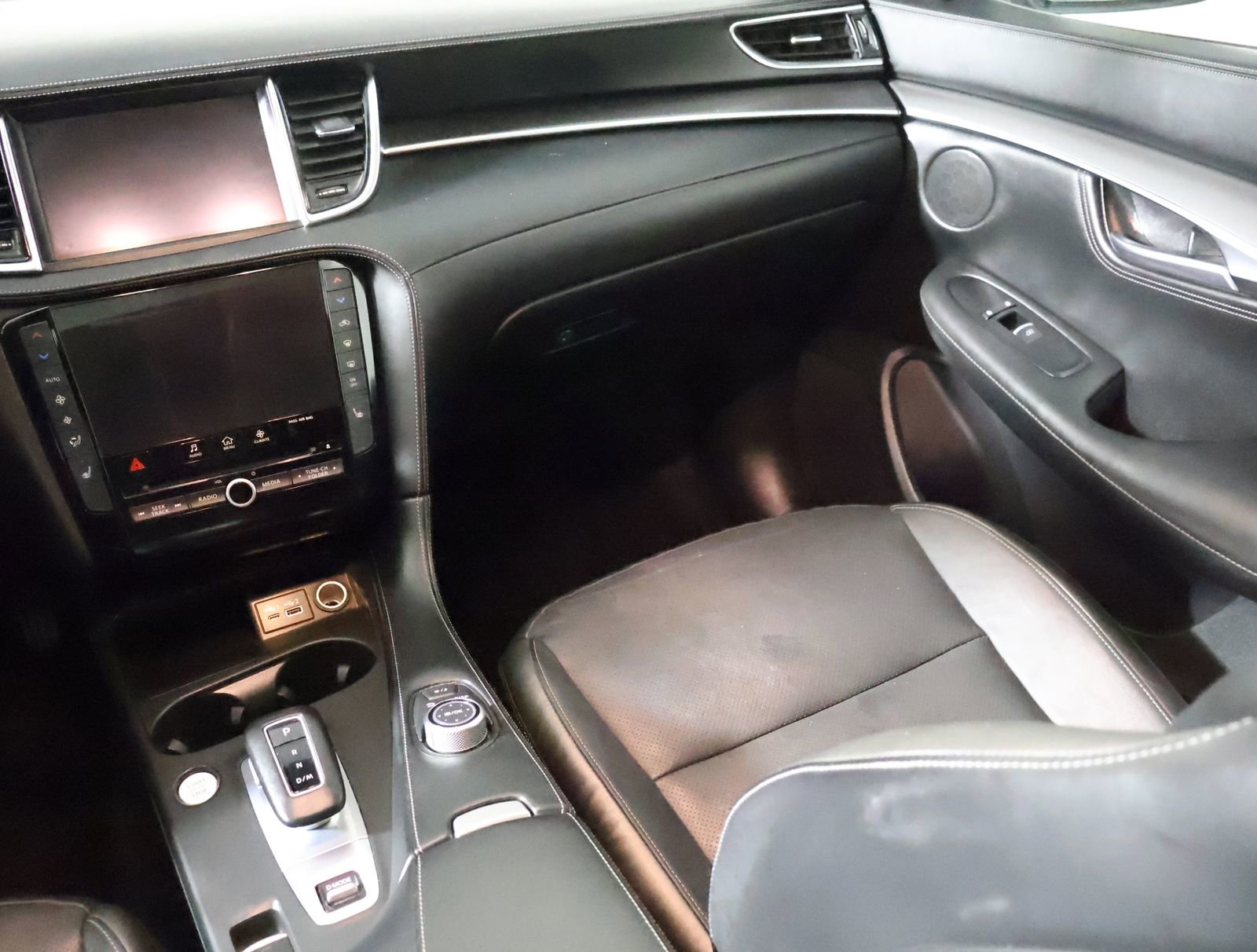 Used 2024 INFINITI QX55 Luxe image 27