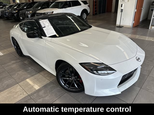 Used 2024 Nissan Z Performance w/ Floor Mat Package RWD image 8
