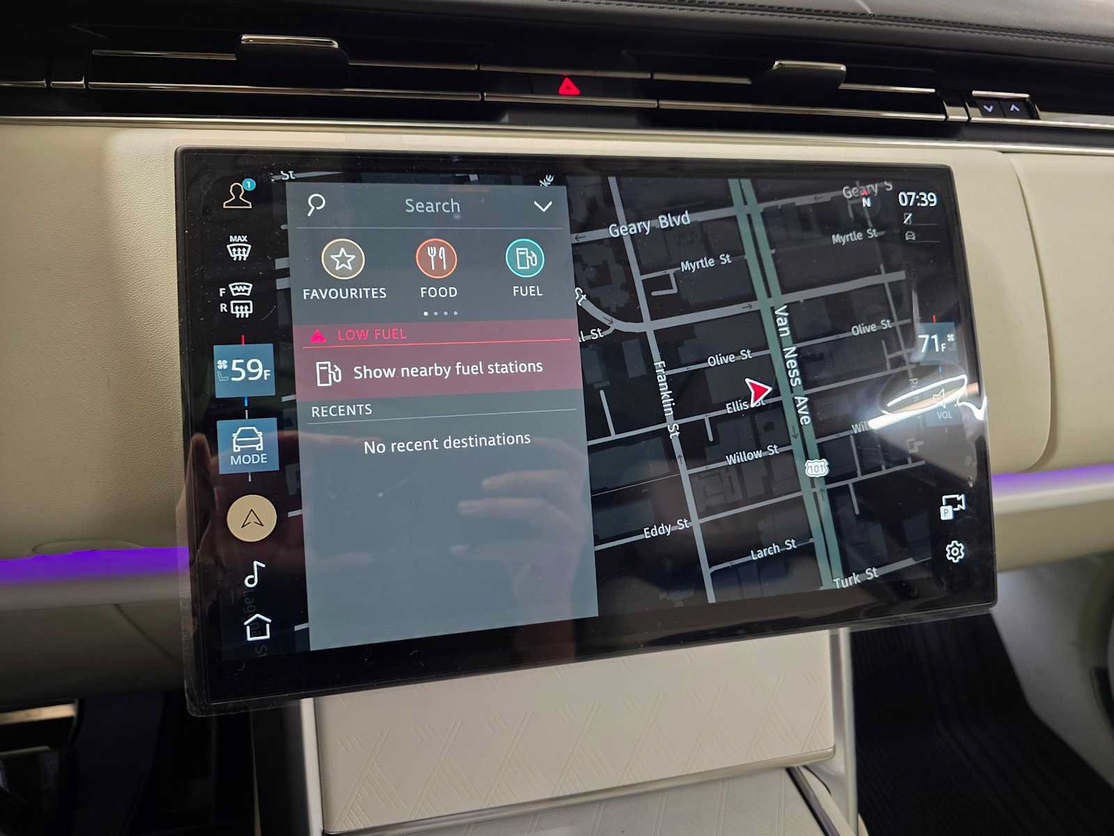 New 2025 Land Rover Range Rover SV AWD/4WD image 30