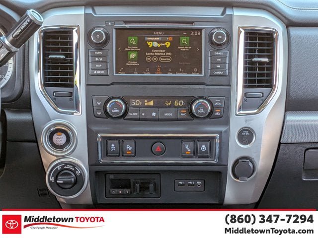 Used 2019 Nissan Titan PRO-4X w/ Pro-4x Convenience Package AWD/4WD image 30