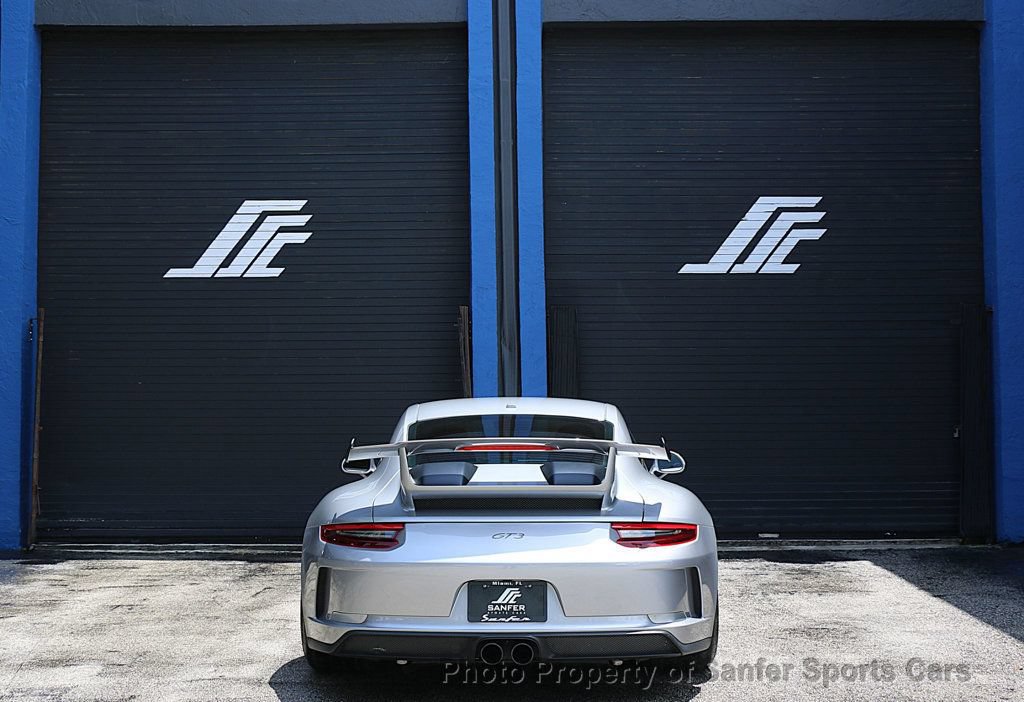 Used 2018 Porsche 911 GT3 w/ Sport Chrono Package RWD image 7